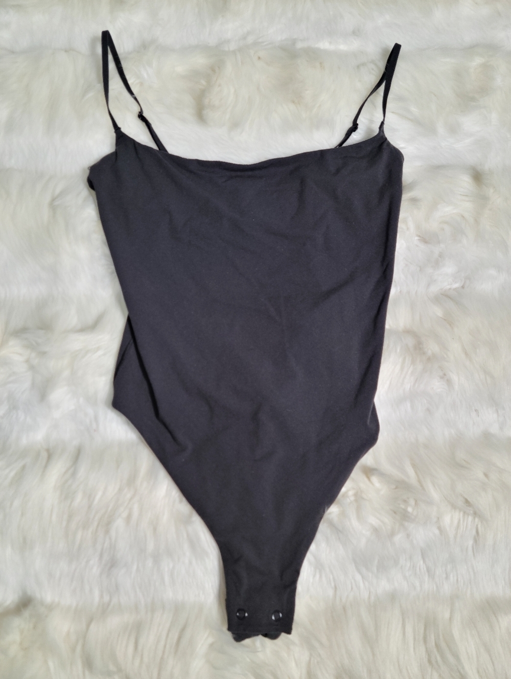 SKIMS Fits Everybody Cami Thong Bodysuit Black Onyx Women XS NEW